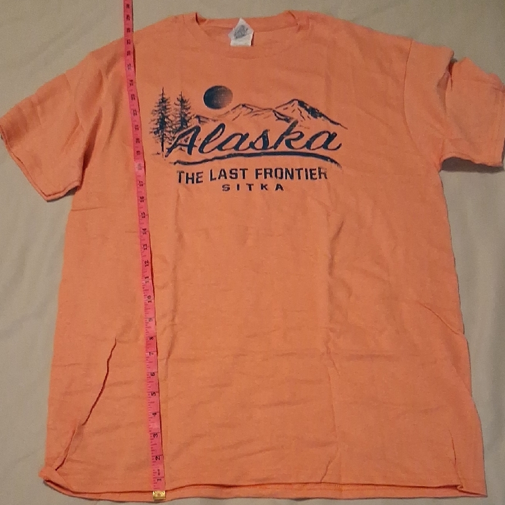 Peach Tee, Sitka Alaska Graphic, Med